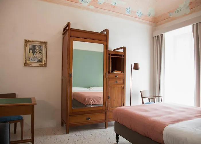 Tre Vie Apartment 80